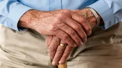 Po 55. roku życia ciało sztywnieje: to rozciąganie łatwo przywróci ruchomość