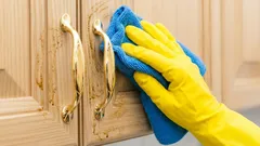 Fronty kuchenne będą wolne od tłuszczu w 5 minut: ten środek szybko rozwiąże problem